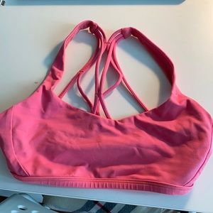 Lululemon hot pink sport bra